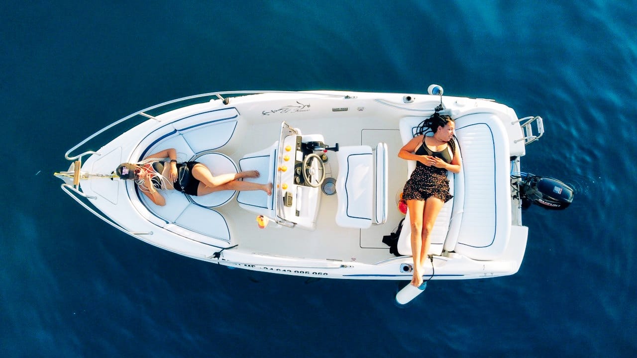 Atlanca — Motorboat rental without license
