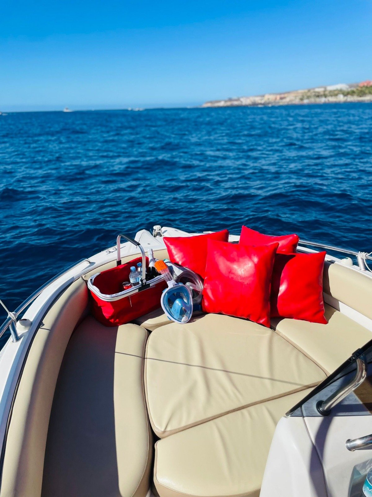 True Love — motorboat rental without licence